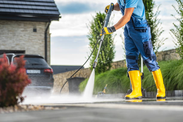 Best Sidewalk and Walkway Cleaning  in Bennettsville, SC